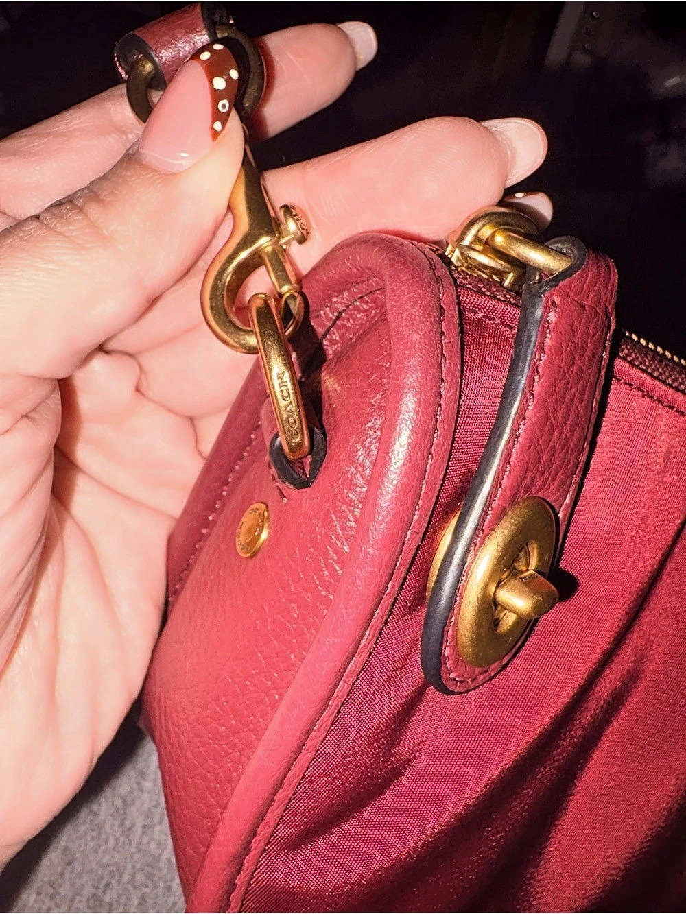 COACH Nylon swinger 20 in wine color - Picture 5 of 8